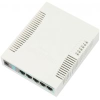 MikroTik Routerboard 260GS with one SFP cage
